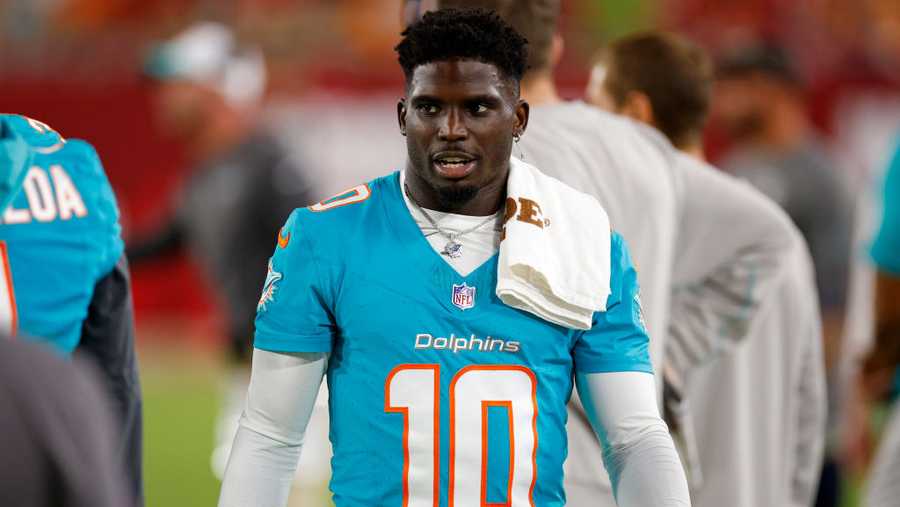 TAMPA, FLORIDA - AUGUST 23: Tyreek Hill #10 of the Miami Dolphins looks on during a preseason game against the Tampa Bay Buccaneers at Raymond James Stadium on August 23, 2024 in Tampa, Florida. (Photo by Mike Ehrmann/Getty Images)